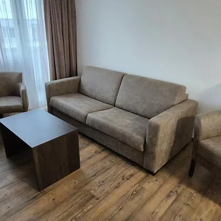 Melvi Hotel Goeppingen-2